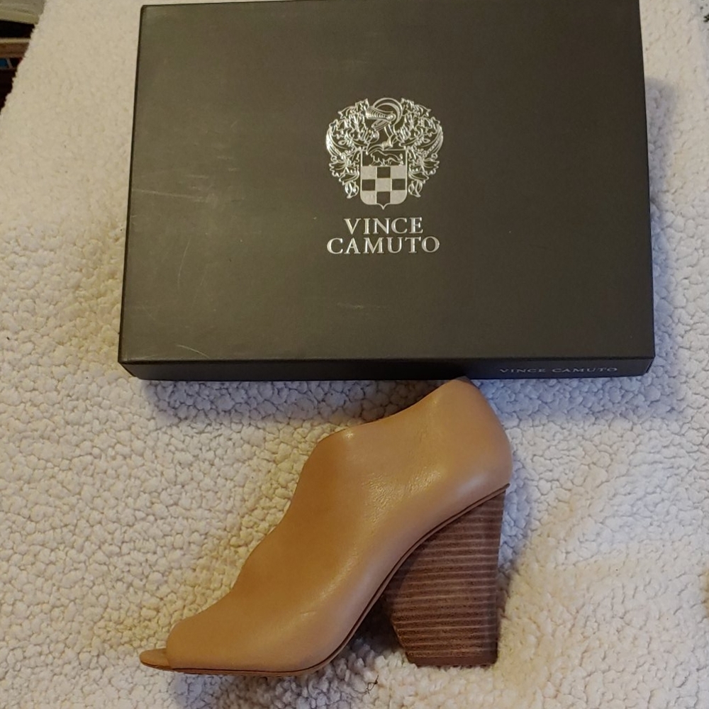 Tan wedges